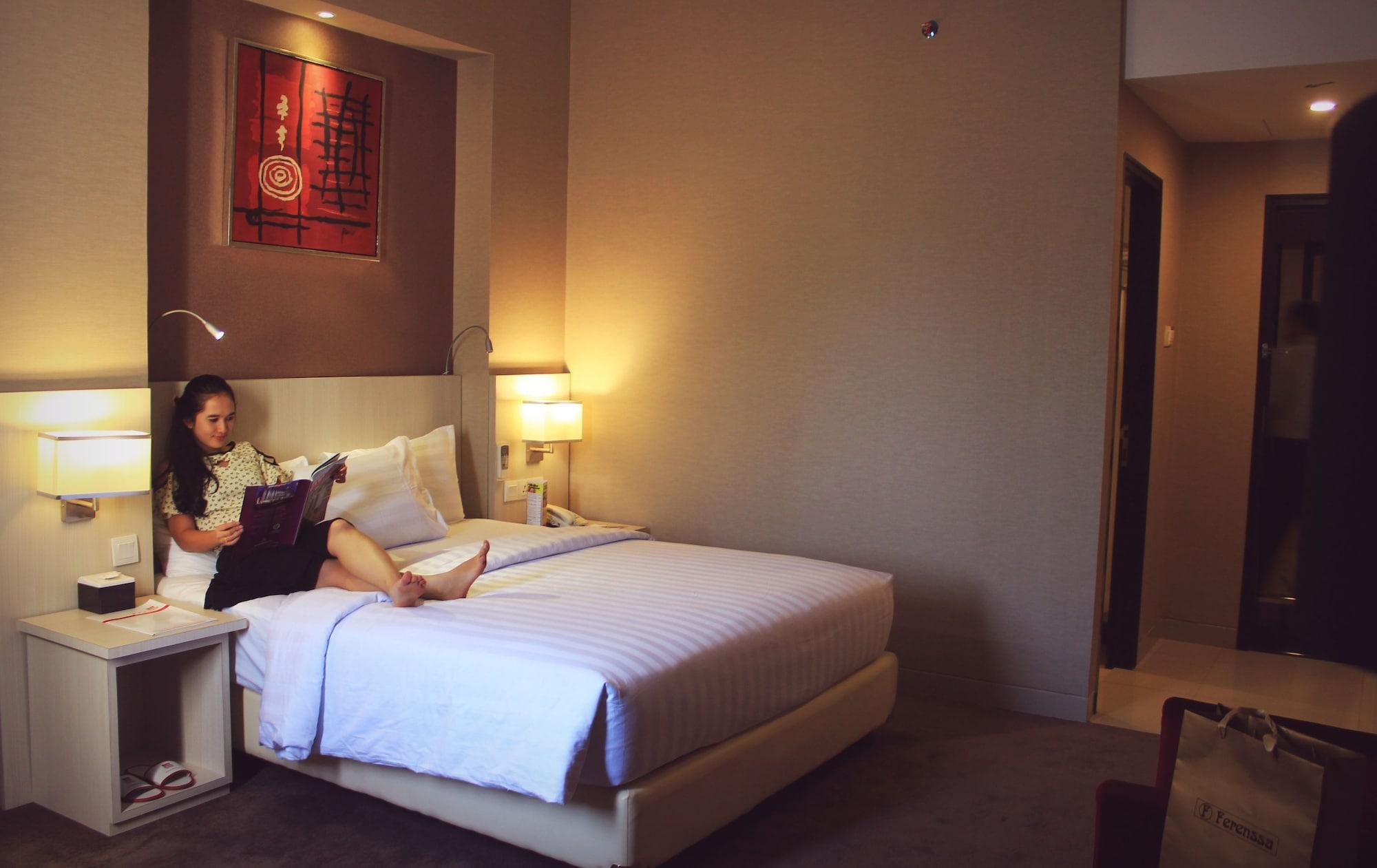 Biz Hotel Batam Nagoya Exteriör bild