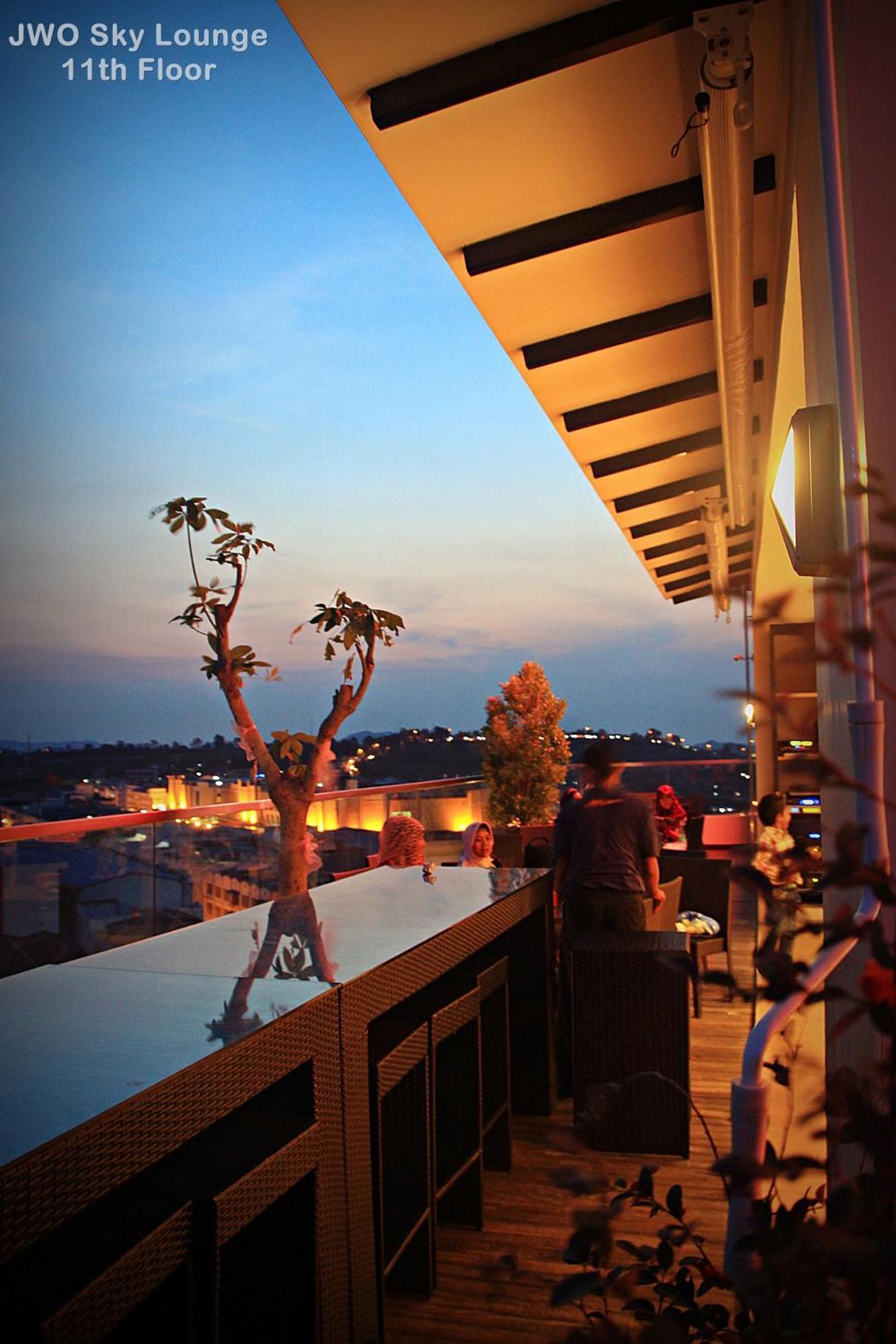 Biz Hotel Batam Nagoya Exteriör bild