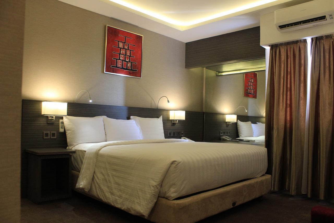Biz Hotel Batam Nagoya Exteriör bild